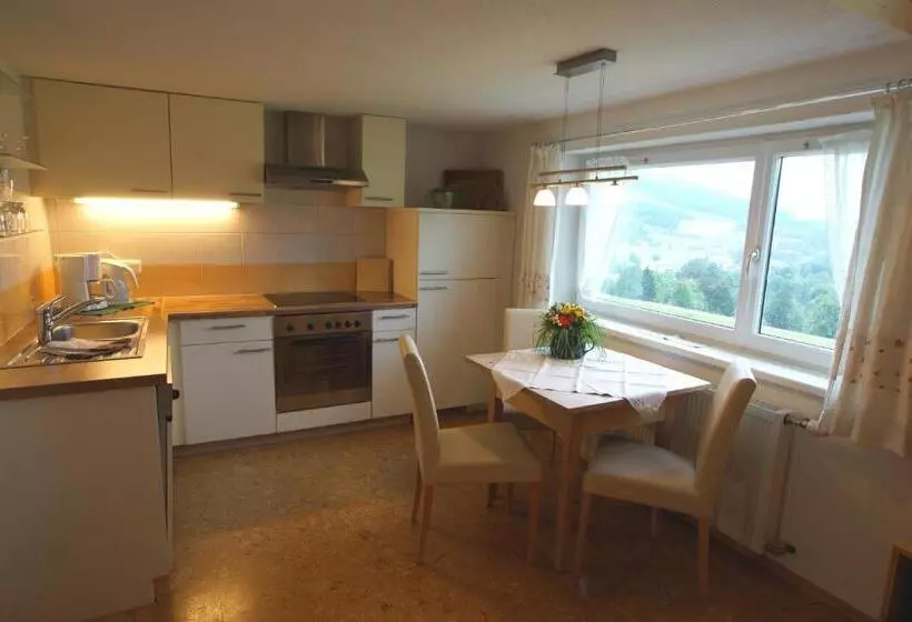 Familienbauernhof Köss Schertler