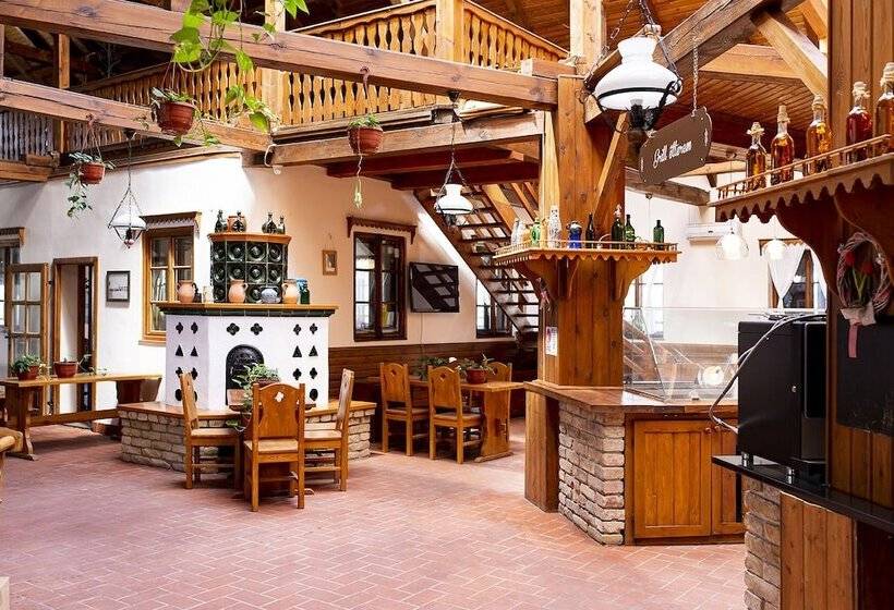 Gastland M1 Hotel & Conference Center