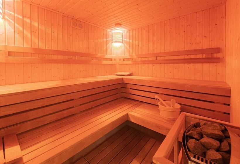 ホテル Bazilika Alatt Panzió