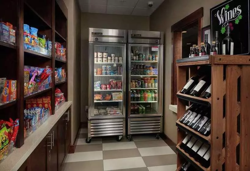 Отель Hampton Inn & Suites Portland/vancouver