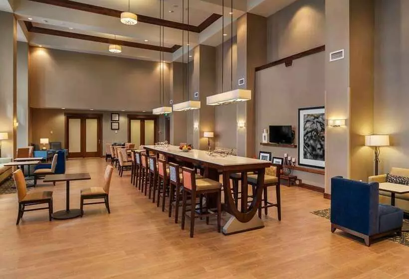 Отель Hampton Inn & Suites Portland/vancouver