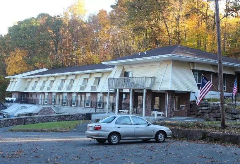 호텔 Passport Inn And Suites Middletown