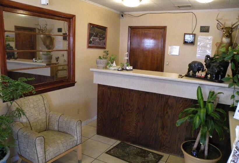 Отель Scottish Inns Fayetteville