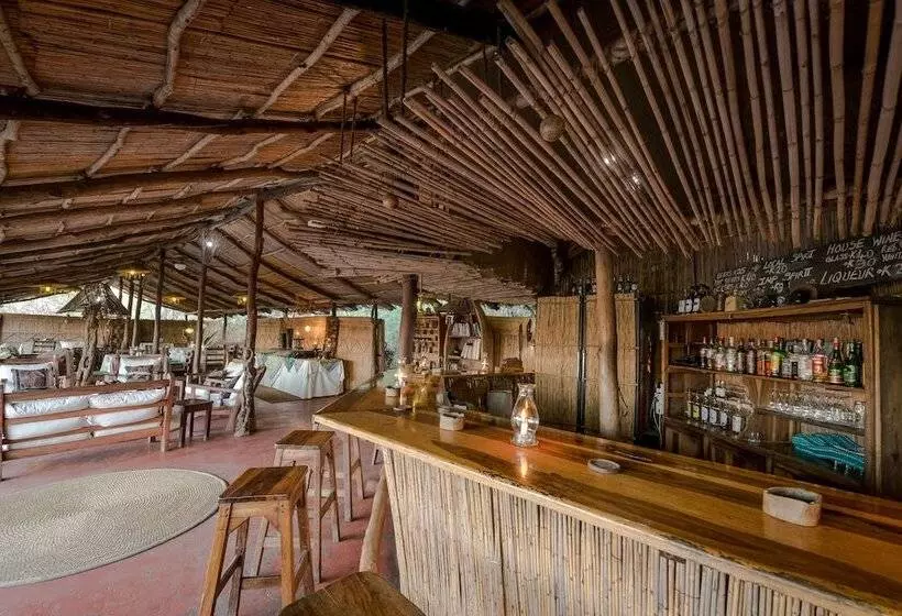 هتل Taita Falcon Lodge