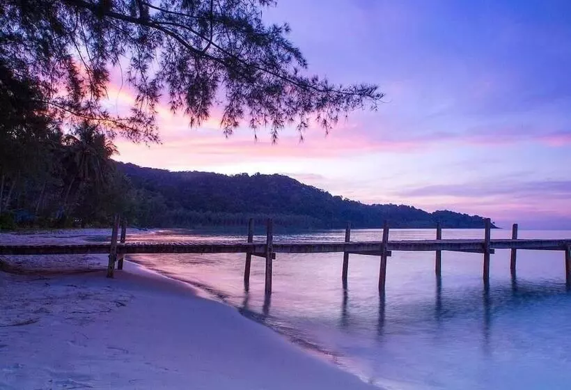 Ko Kut Ao Phrao Beach Resort