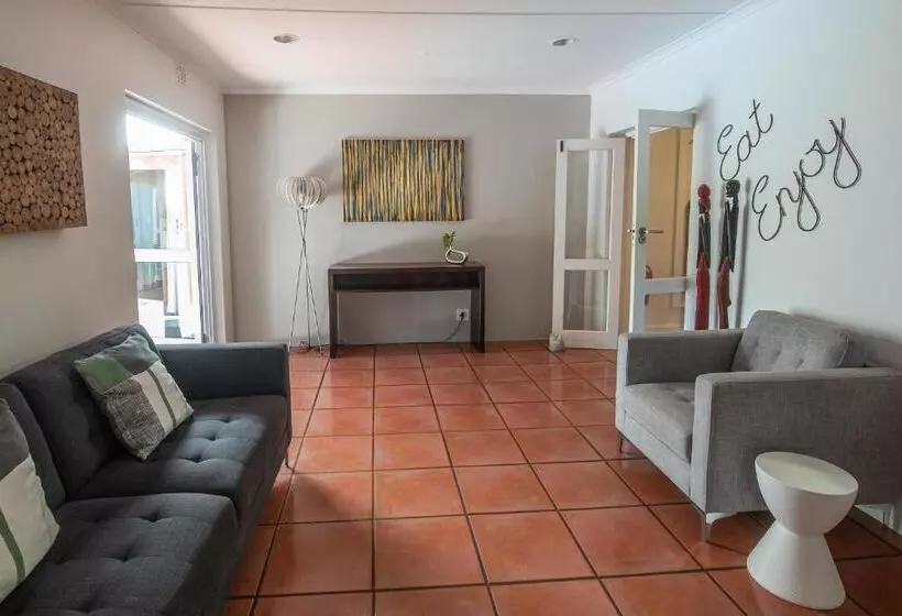 بنسيون Ballinderry The Robertson Guest House