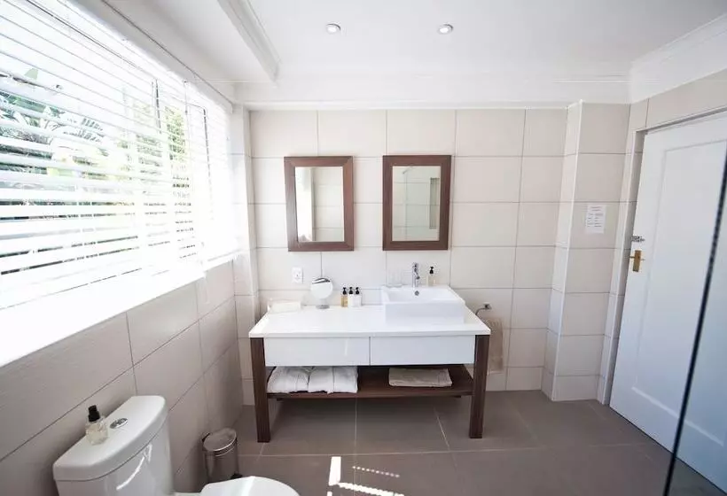 بنسيون Ballinderry The Robertson Guest House