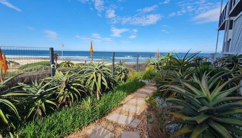 膳宿费 On The Beach Guesthouse Jeffreys Bay