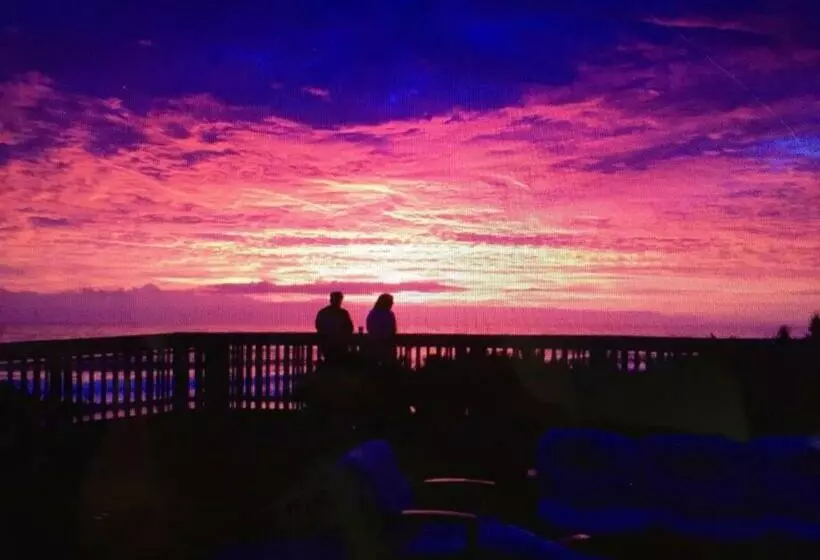 Gated Sawgrass Beach Club Villa In Sawgrass Country Club