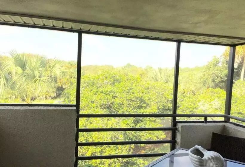 Gated Sawgrass Beach Club Villa In Sawgrass Country Club