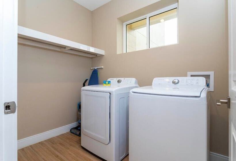 Wonderful 4 Bd Near Disney @magicvillage 3092