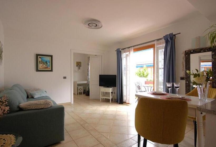 Apartamento Familiar Con Piscina Con Wi Fi En Los Cristianos