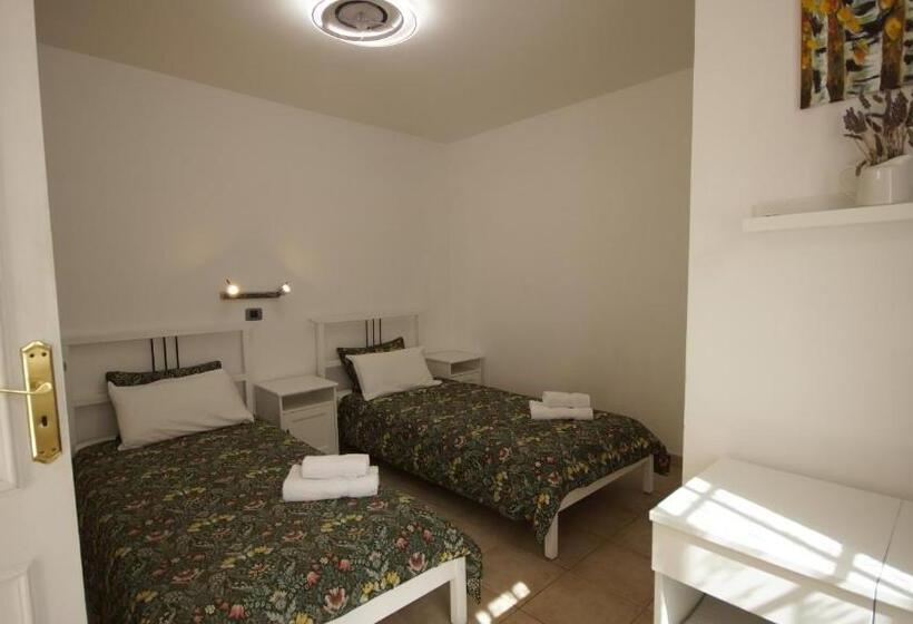 Apartamento Familiar Con Piscina Con Wi Fi En Los Cristianos