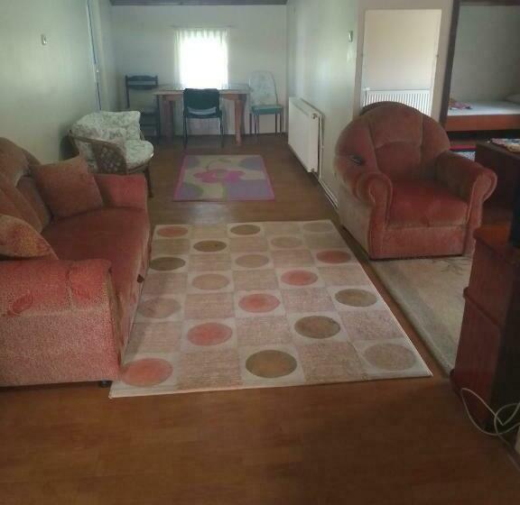 Rooftop Apartment With A Big Garden