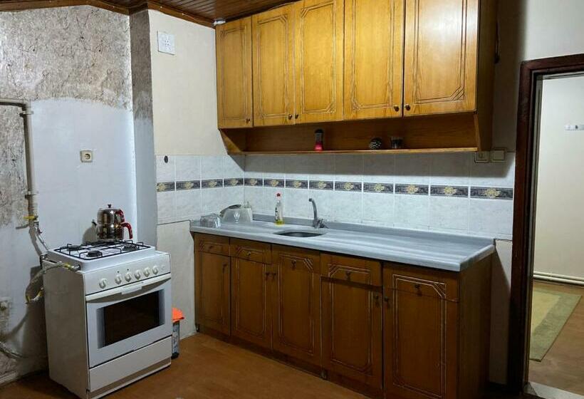 Rooftop Apartment With A Big Garden