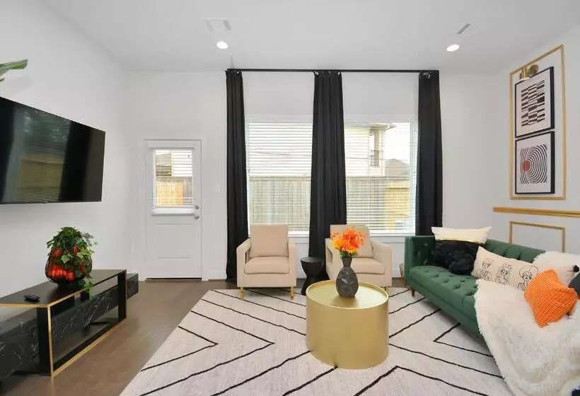 Emerald Palace   New, Modern 3br Townhome Close To Downtown, Nrg, Med Ctr