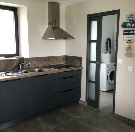 Grange Rénovée à Neuf Avec Vue Sur La Baie