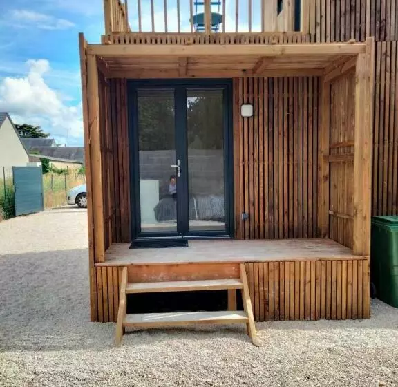 Gîte Atypique En Bois Entre Ville Et Verdures