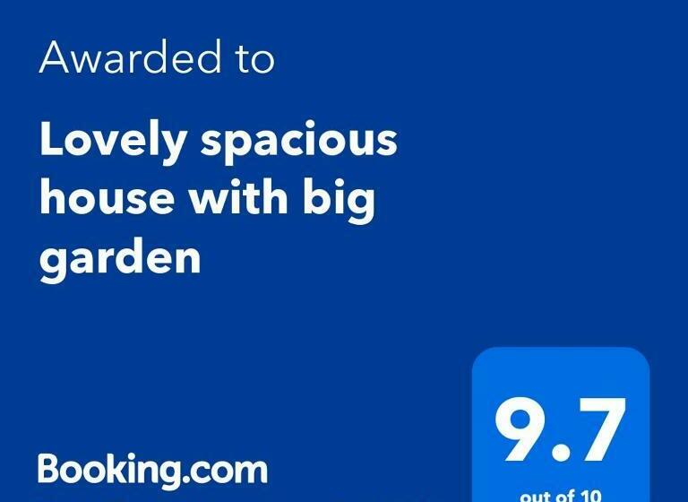Lovely Spacious House With Big Garden