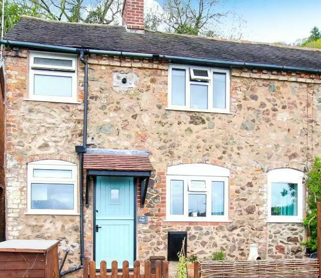 Romantic & Cosy Cottage With Direct Access To The Hills