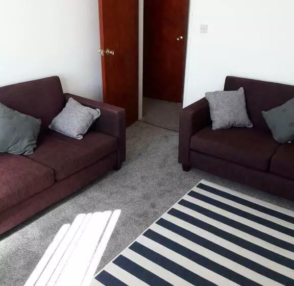 Southbay Holiday Flats Flat 2