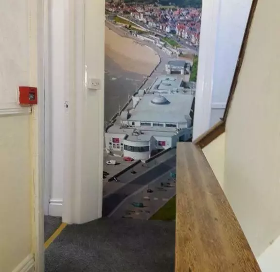 Southbay Holiday Flats Flat 2