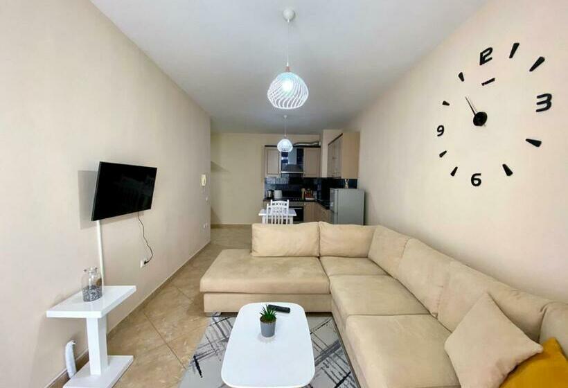 Chlo Apartment 2 Tirana