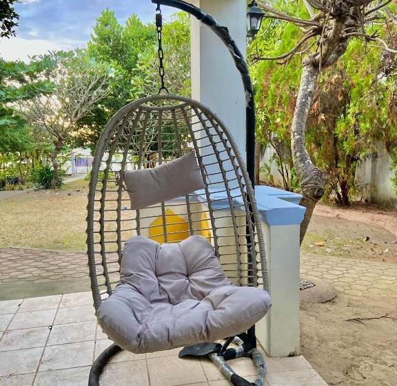 Exclusive Beachfront House At San Juan La Union