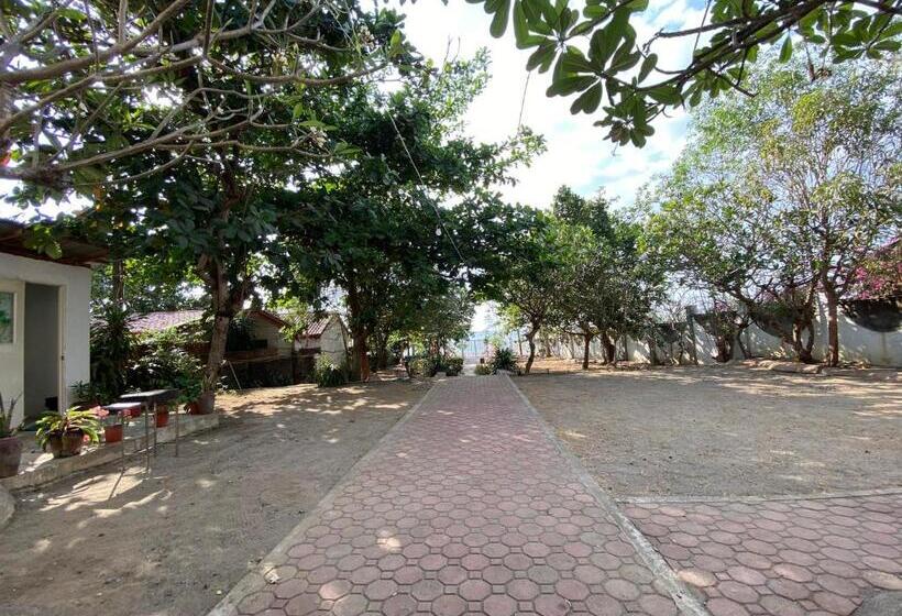 Exclusive Beachfront House At San Juan La Union