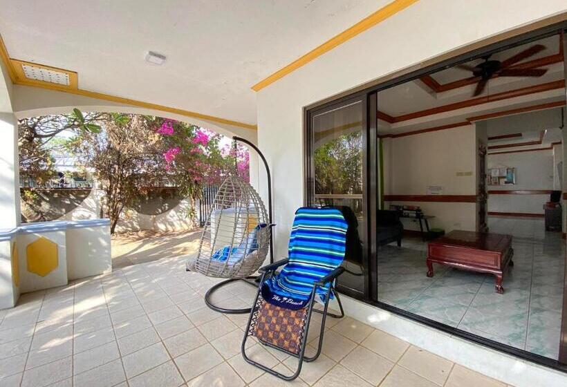 Exclusive Beachfront House At San Juan La Union