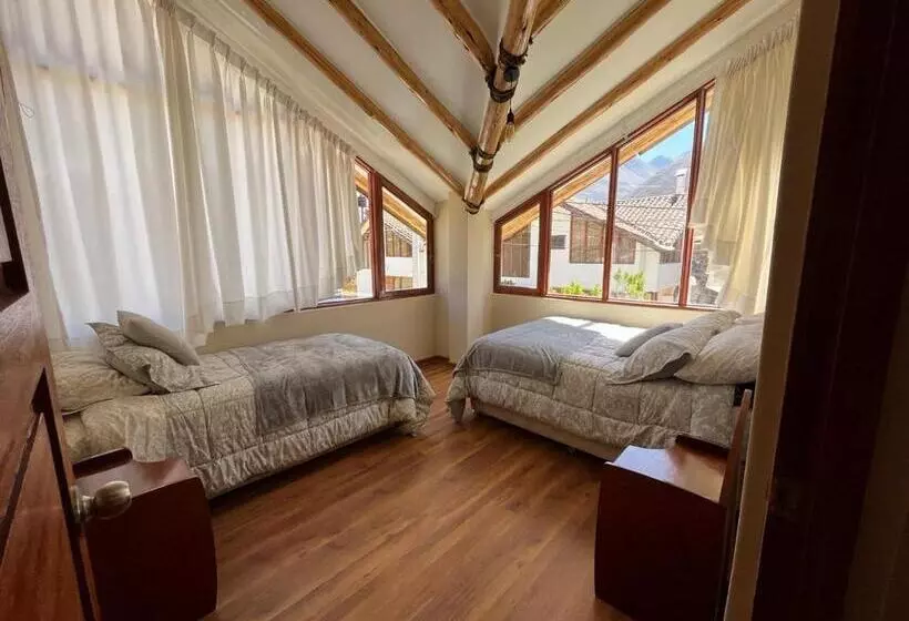 La Casa De Mamia