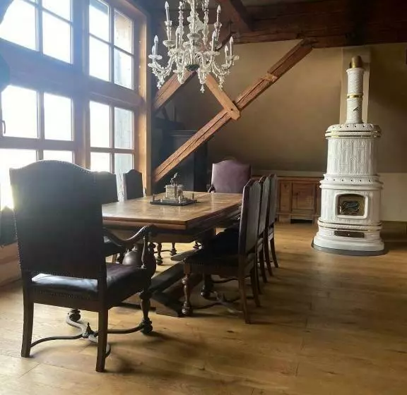 Altbauwohnung Mit Fachwerk