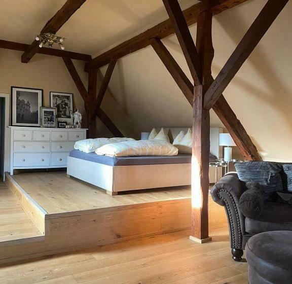 Altbauwohnung Mit Fachwerk