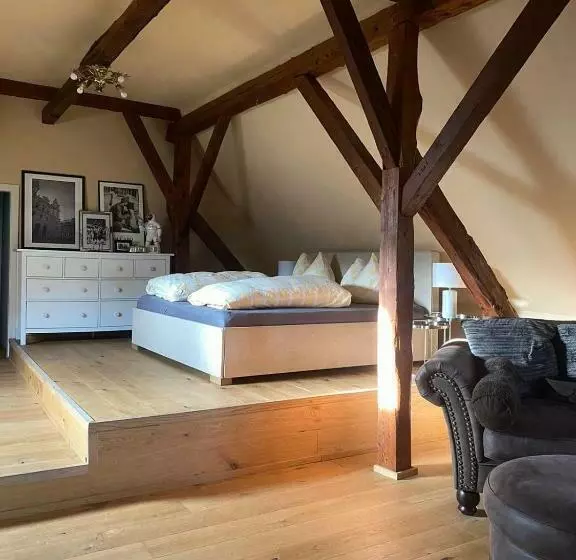 Altbauwohnung Mit Fachwerk