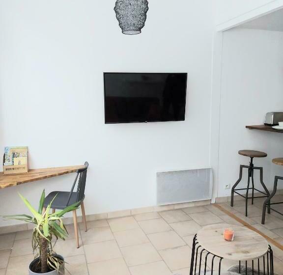 Appart Confort#1, Centre Ville, Gare à Pieds Proche Commodités