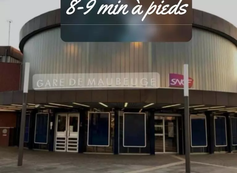 Appart Confort#1, Centre Ville, Gare à Pieds Proche Commodités