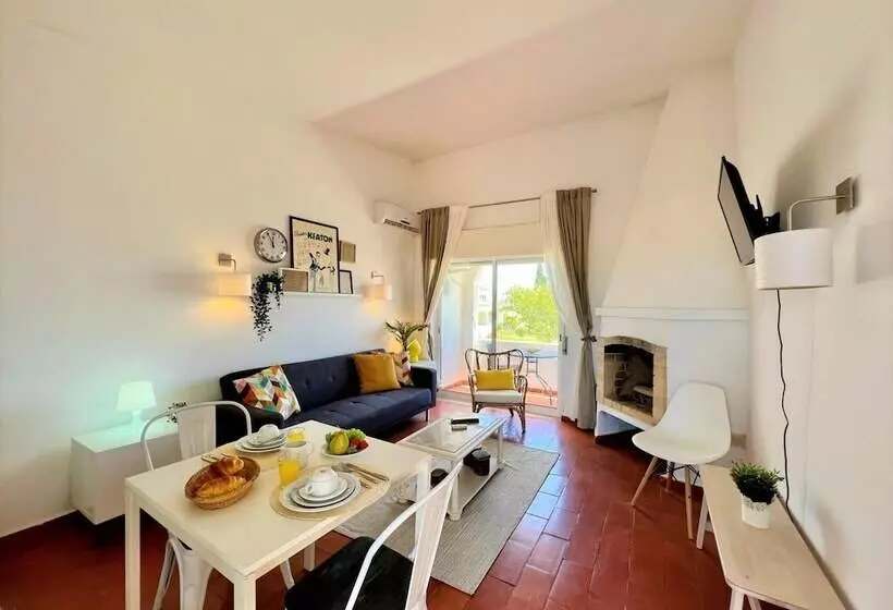 Armação De Pêra Twins 1 With Pool By Homing