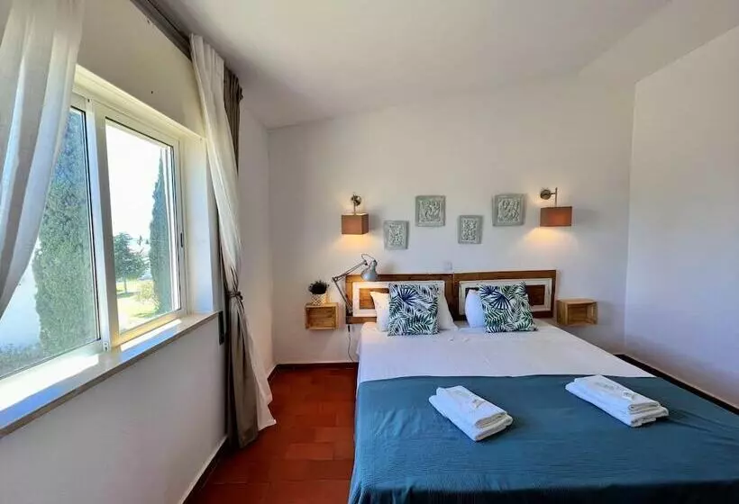 Armação De Pêra Twins 1 With Pool By Homing