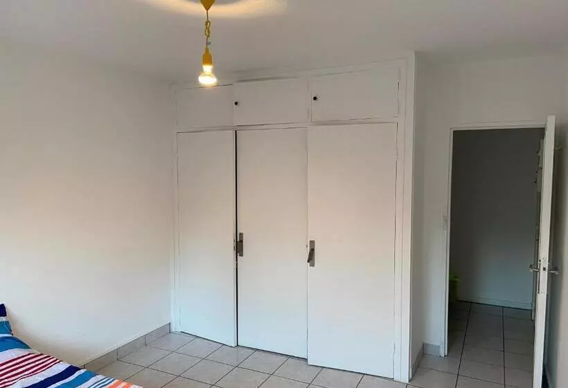 Bel Appartement Spacieux, Lumineux Avec Parking