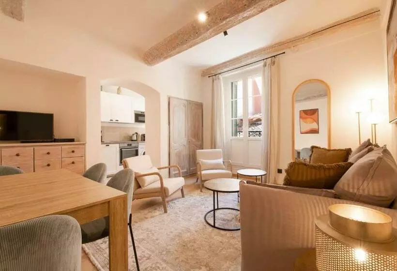Pick A Flat S Apartments In Saint Tropez  Rue Victor Laugier