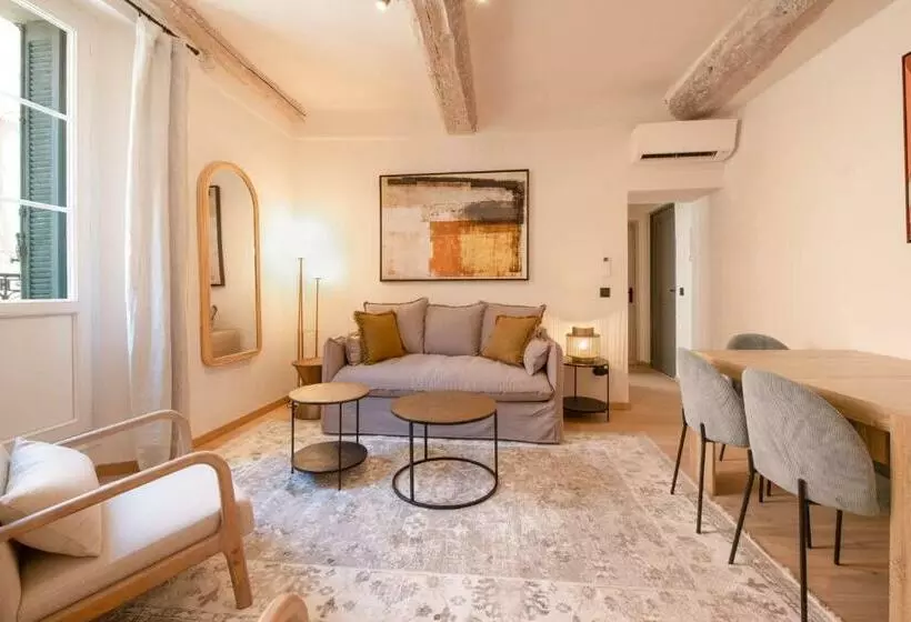 Pick A Flat S Apartments In Saint Tropez  Rue Victor Laugier