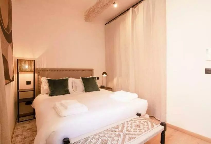 Pick A Flat S Apartments In Saint Tropez  Rue Victor Laugier