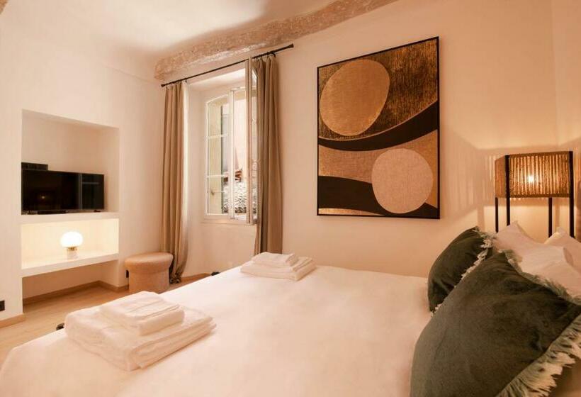 Pick A Flat S Apartments In Saint Tropez  Rue Victor Laugier