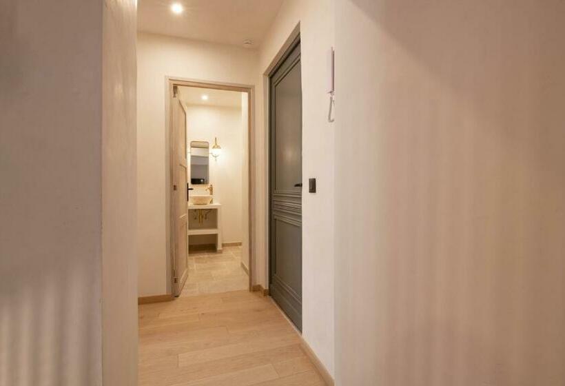 Pick A Flat S Apartments In Saint Tropez  Rue Victor Laugier
