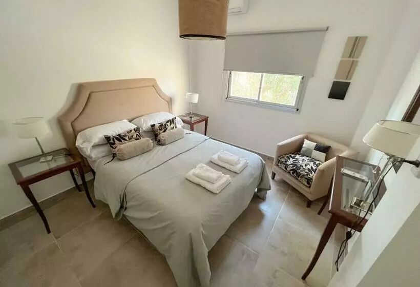 Portal Del Aguaribay, Complejo Boutique