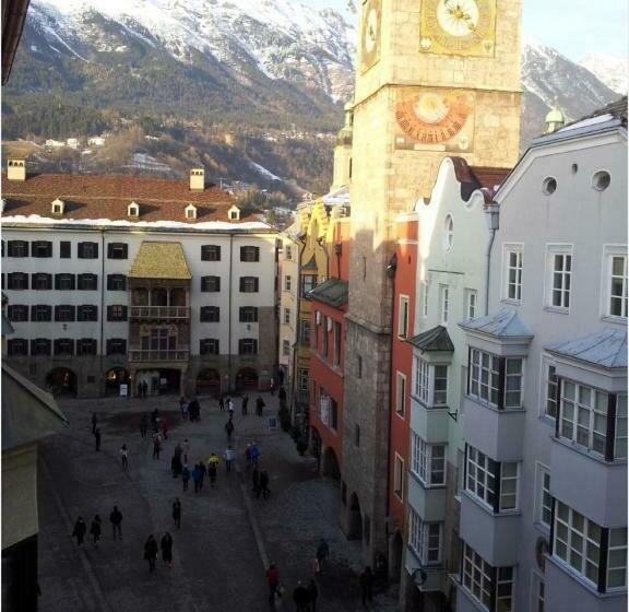 Blick Aufs Goldene Dachl