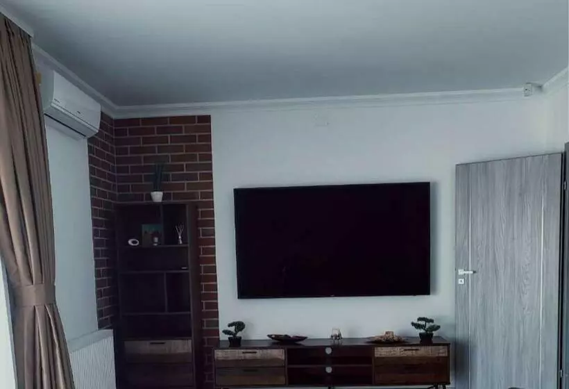 Jlo S Apartments