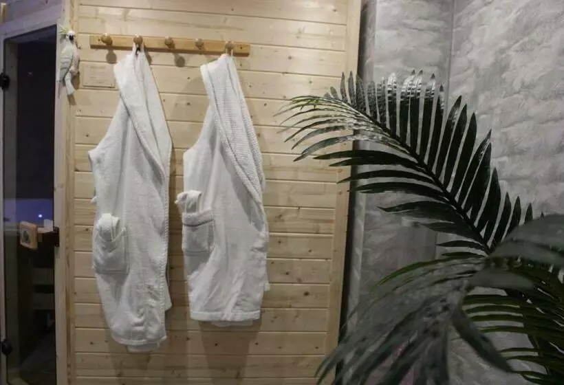 Maison Privative Spa Jacuzzi Sauna Salle De Jeux