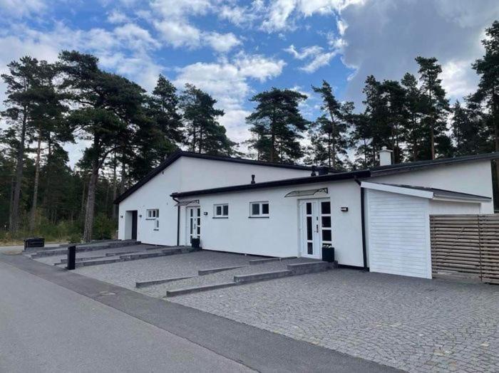 Nyrenoverad Lägenhet