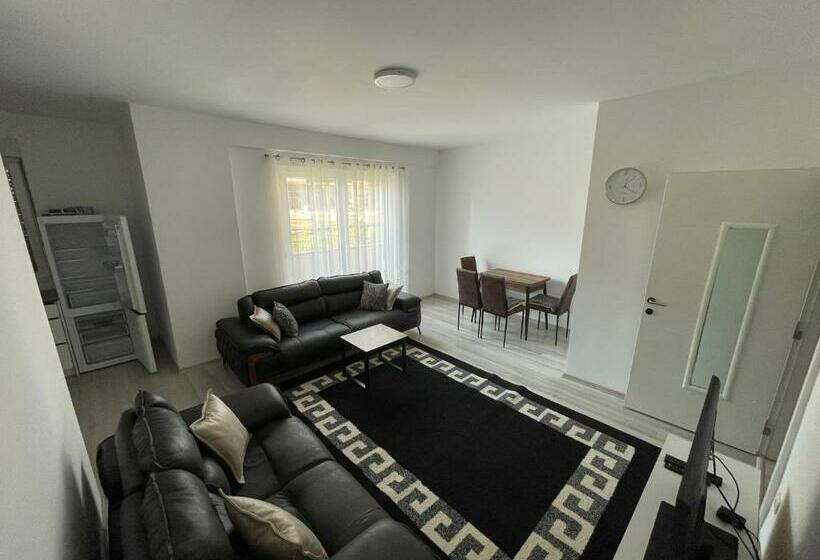 Plis Apartments  Prishtina
